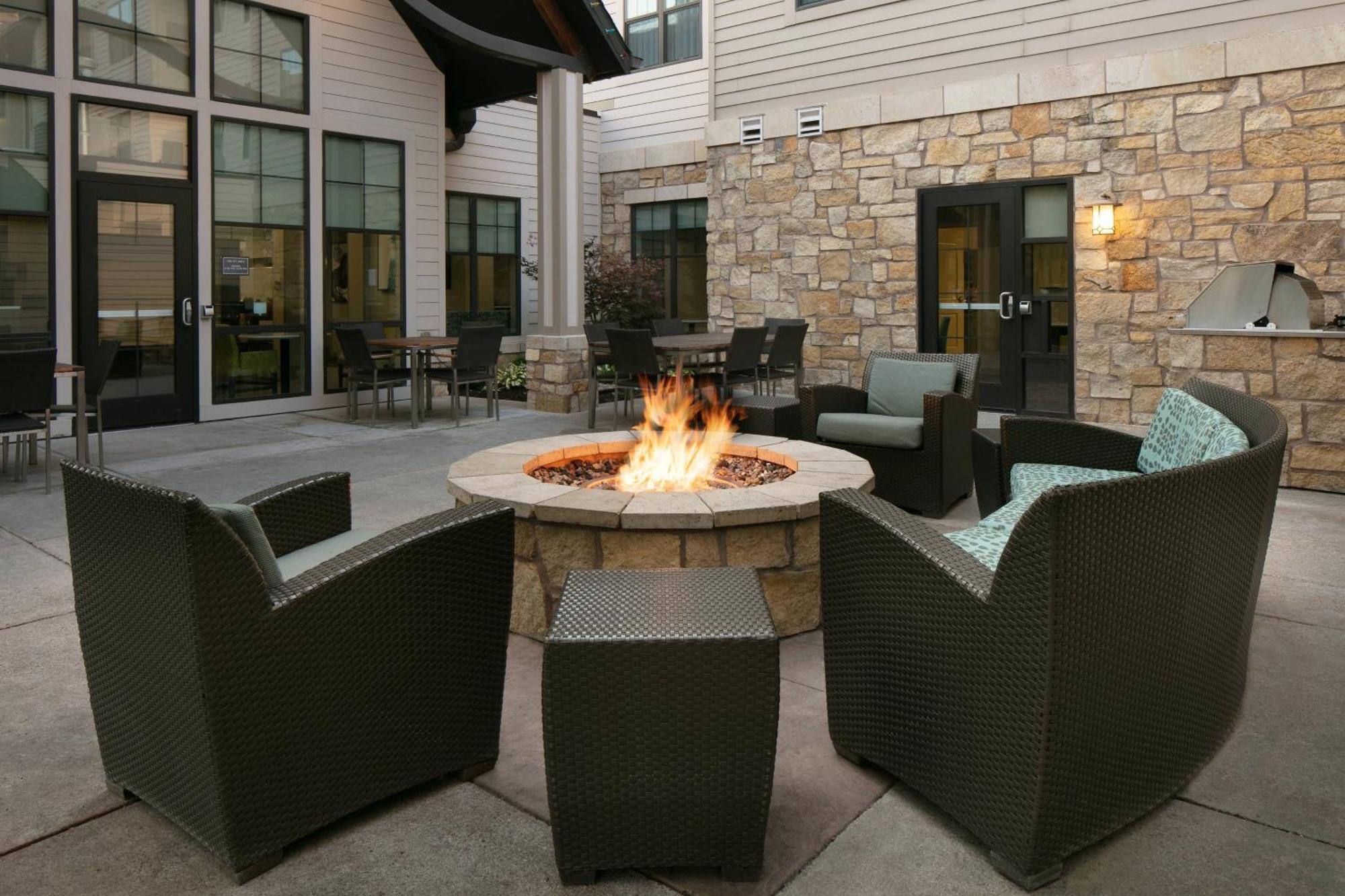 Residence Inn By Marriott Lincoln South Exteriér fotografie